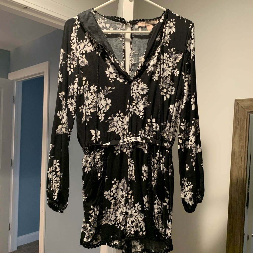 Black & white floral romper